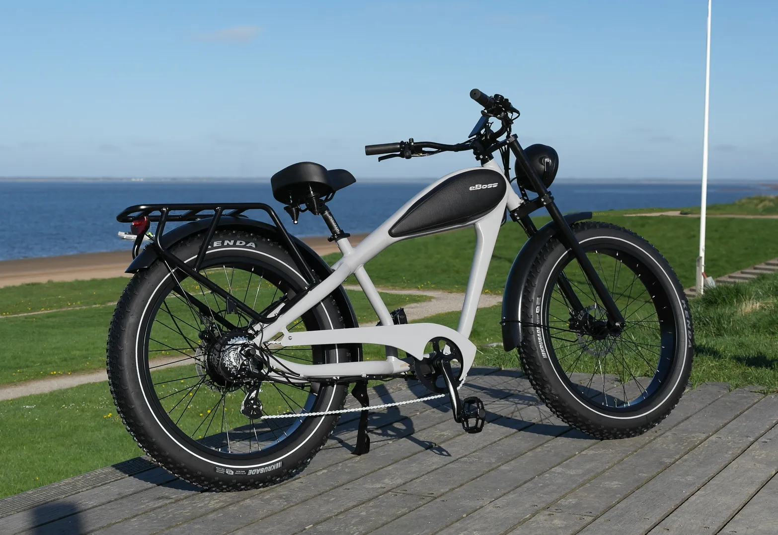 eBoss DC - Custom