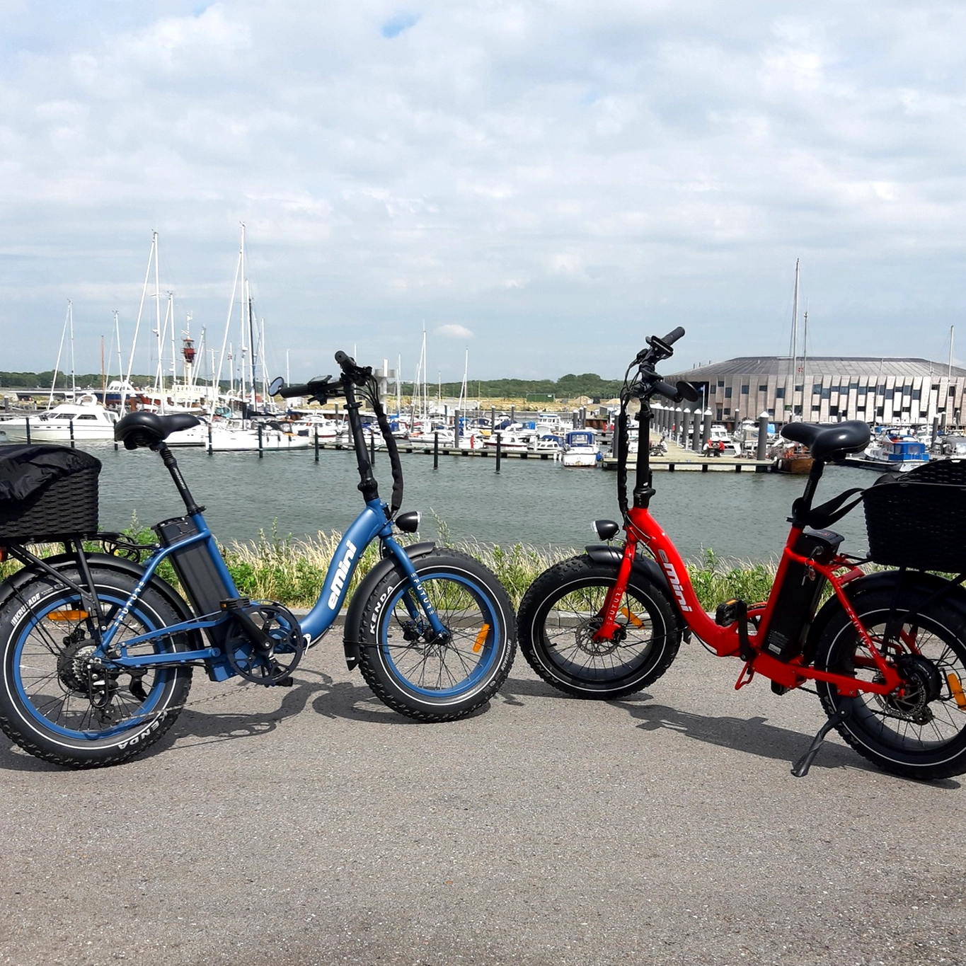 EFUTURE eMini Fatbike Elcykel Rød og Blå Esbjerg